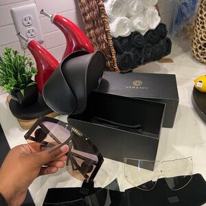 Versace Oversized Glasses 🥰